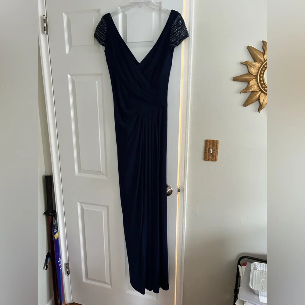Badgley Mischka Navy blue jersey knit gown. - Picture 2 of 3